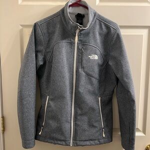 Ladies The North Face Jacket EUC